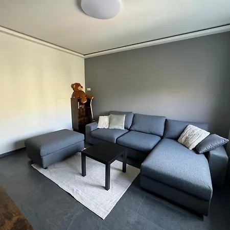 Dulovo Square Apartment, Close To City Center Apartament